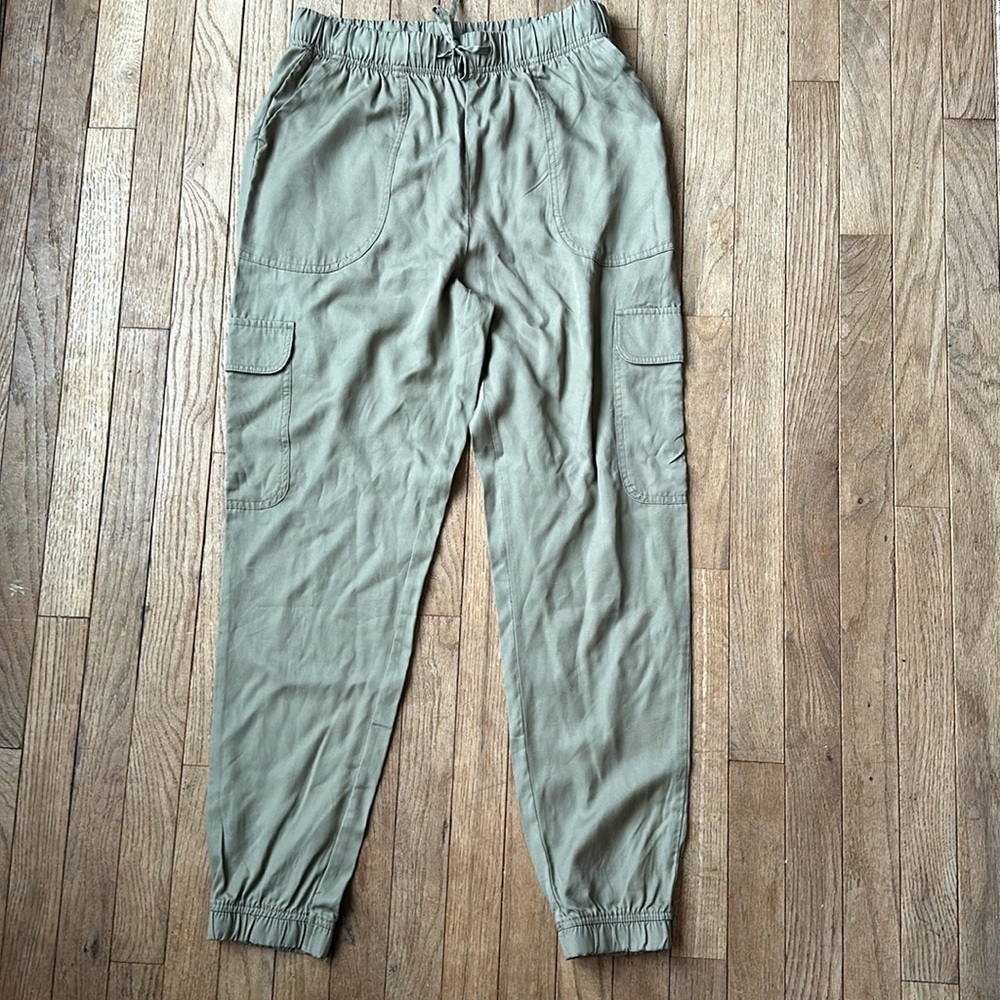 Japna Olive Green Cargo jogger pants size L soft lyocell